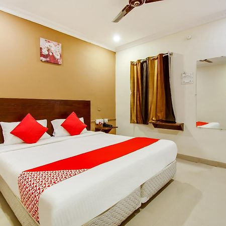 Hotel Oyo Akshaya Nest Vijayawāda Exteriér fotografie