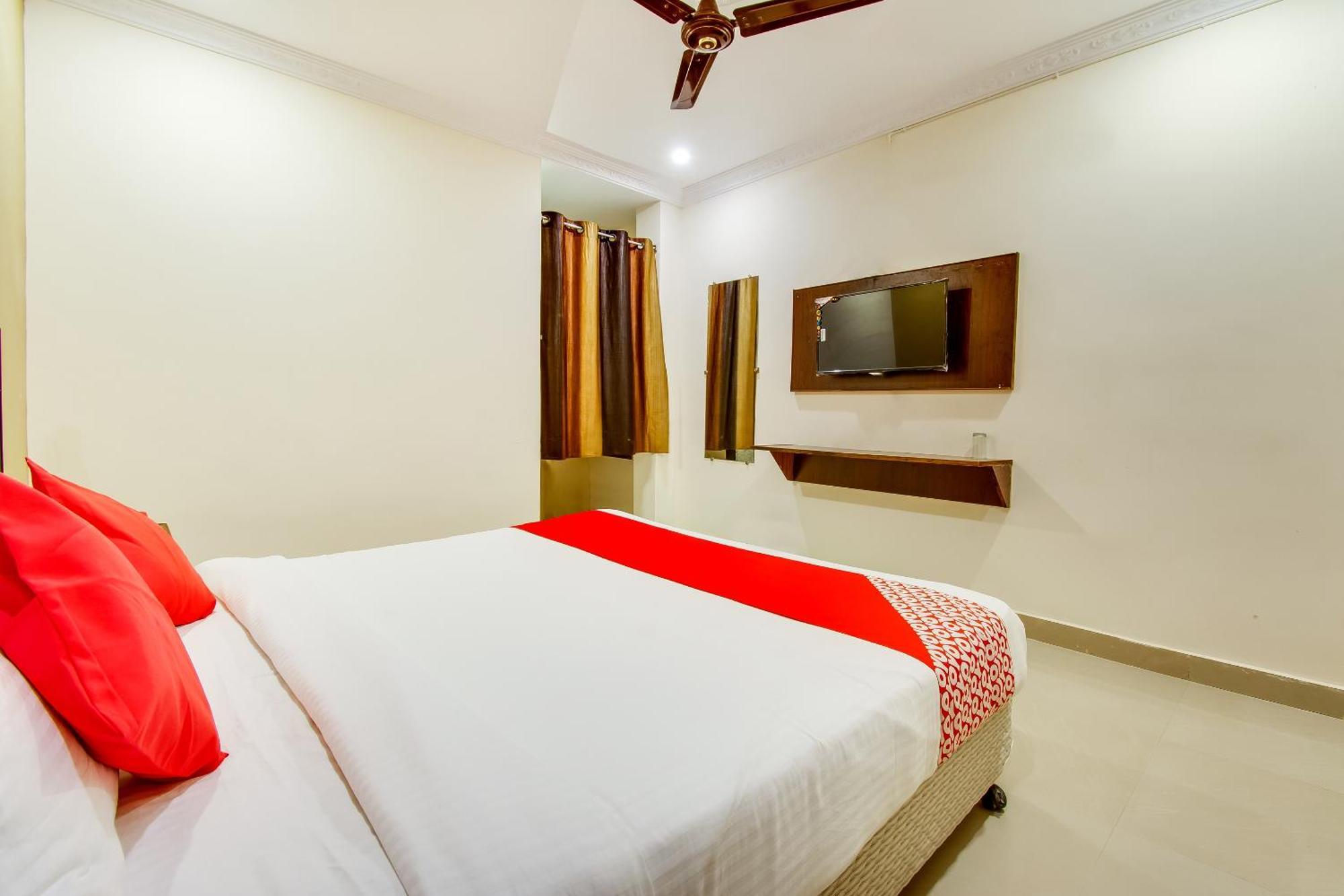 Hotel Oyo Akshaya Nest Vijayawāda Exteriér fotografie